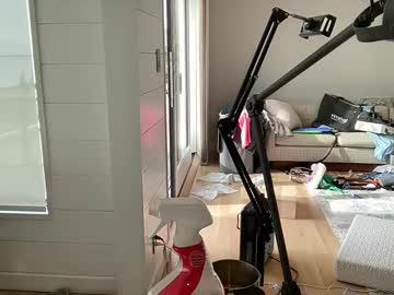 Blake_Strong Chaturbate stream image from December 26, 2025
