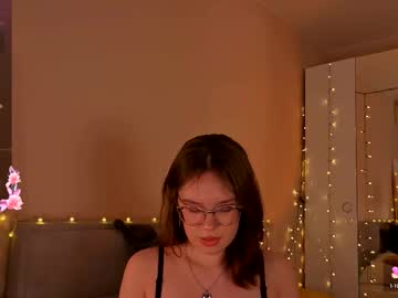Alice_Miiiller Chaturbate stream image from December 26, 2025