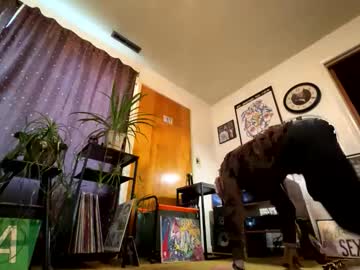 Garypumpt Chaturbate stream image from December 26, 2025