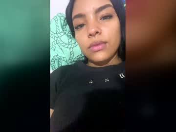 Miavalencia27 Chaturbate stream image from December 26, 2025