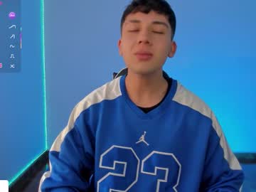 Oliver_Kyy Chaturbate stream image from December 26, 2025