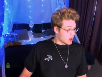 Ares_Steel Chaturbate stream image from December 26, 2025