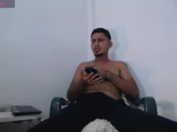 Archie_Cash3 Chaturbate stream image from December 26, 2025