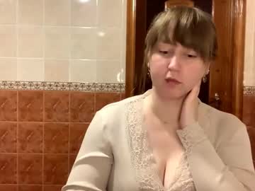 Maroonmoon_ Chaturbate stream image from December 26, 2025