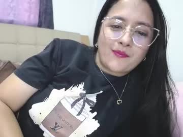 Jandylovee Chaturbate stream image from December 26, 2025