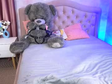 Marymoorre Chaturbate stream image from December 26, 2025