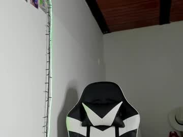 Carlos_Foxx Chaturbate stream image from December 27, 2025