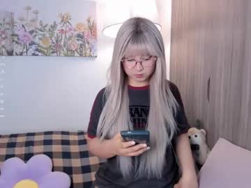 Sara_Kim_ Chaturbate stream image from December 27, 2025