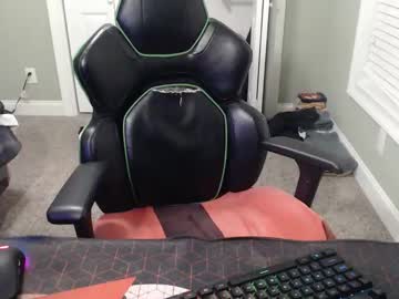 Tittylvr1990 Chaturbate stream image from December 27, 2025