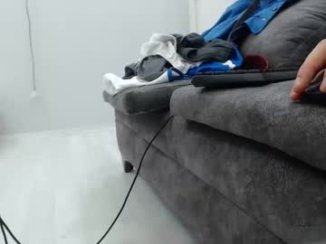 Naughtyb00yy stream image from December 27, 2025