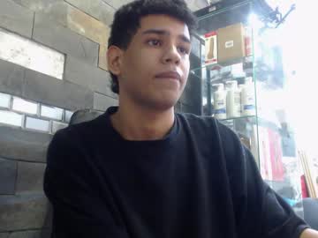 Santiago_Foxx Chaturbate stream image from December 27, 2025