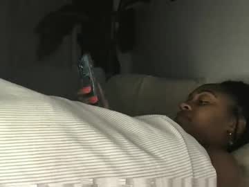 Madelynrosee Chaturbate stream image from December 27, 2025