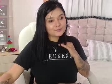 Mia_Traveluxe Chaturbate stream image from December 27, 2025