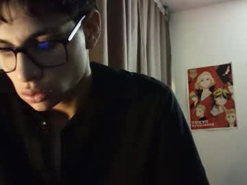 Holis2127489 Chaturbate stream image from December 27, 2025