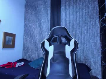 Mike_0233 Chaturbate stream image from December 27, 2025