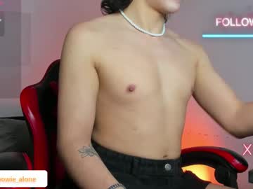 Alonehazel Chaturbate stream image from December 27, 2025