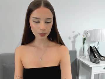 Emilycharming Chaturbate stream image from December 27, 2025