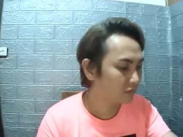 Ering_Talonglicious Chaturbate stream image from December 27, 2025