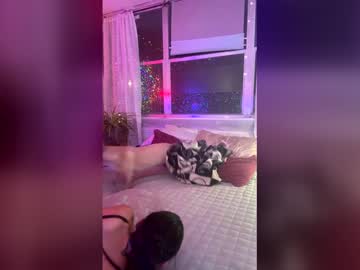 Henney1992 Chaturbate stream image from December 27, 2025