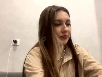Kirstinvolkmer Chaturbate stream image from December 27, 2025