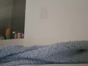 Puffystuff Chaturbate stream image from December 27, 2025