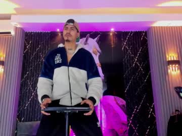 Thebigdanni Chaturbate stream image from December 27, 2025
