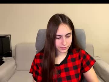 Alicekollt Chaturbate stream image from December 27, 2025