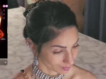 Evelynaisha Chaturbate stream image from December 27, 2025