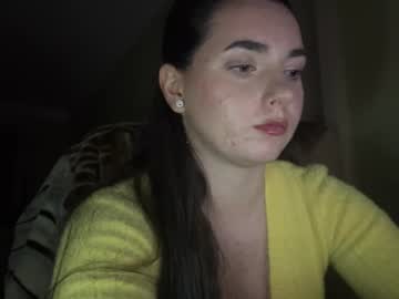Eirenya Chaturbate stream image from December 27, 2025