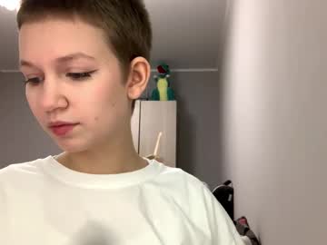 Kymsalvati Chaturbate stream image from December 27, 2025