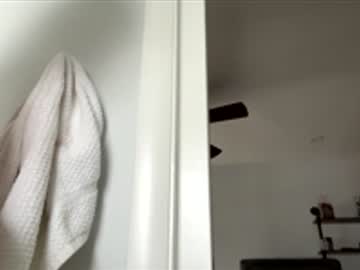 Skrokj Chaturbate stream image from December 27, 2025