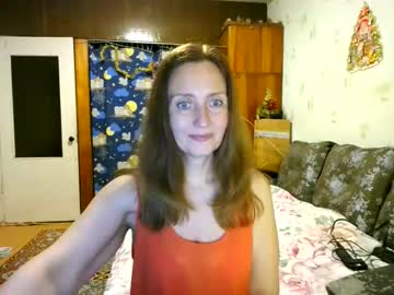 Juliaa_Foxi Chaturbate stream image from December 27, 2025