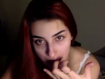 Cherryblossomxz Chaturbate stream image from December 27, 2025