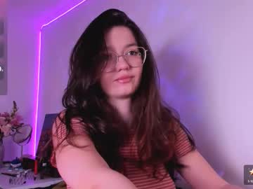 Miabellee_ Chaturbate stream image from December 27, 2025