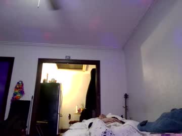 Andrewgennie Chaturbate stream image from December 27, 2025