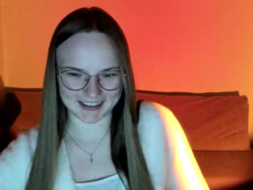 Miya_Mimi Chaturbate stream image from December 27, 2025