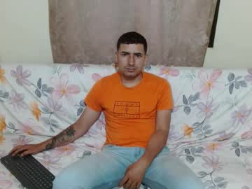 Erick_Lopez22 Chaturbate stream image from December 27, 2025