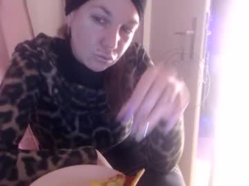 Melli23 Chaturbate stream image from December 27, 2025