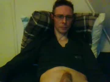 Rororober Chaturbate stream image from December 27, 2025