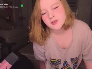 Pinkiep1e Chaturbate stream image from December 28, 2025