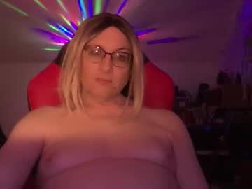 Varinadarken Chaturbate stream image from December 28, 2025