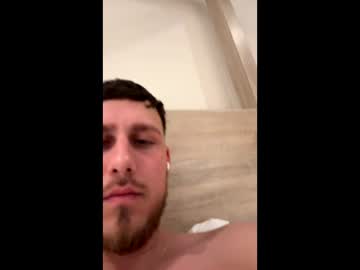 Johntankk3321 Chaturbate stream image from December 28, 2025