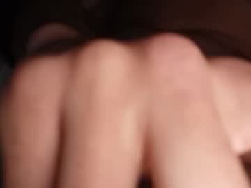 Curvy24777 Chaturbate stream image from December 28, 2025