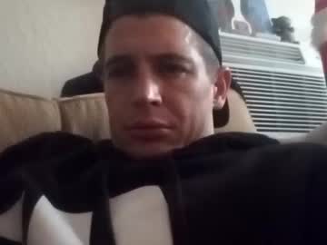 Flybuy2525 Chaturbate stream image from December 28, 2025