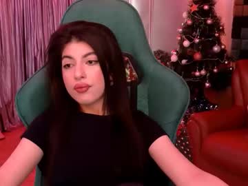 Jasminedauphin Chaturbate stream image from December 28, 2025
