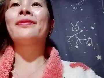 Xuxulove00 Chaturbate stream image from December 28, 2025