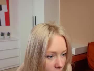 Joyceemurphy Chaturbate stream image from December 28, 2025