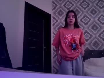Tiffinyzorko Chaturbate stream image from December 28, 2025