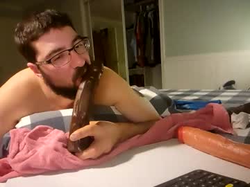 Alexthycat Chaturbate stream image from December 28, 2025