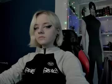 Holy_Mistresss Chaturbate stream image from December 28, 2025